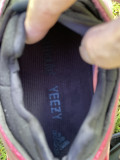 Authentic Y 700 V3 “Fade Carbon”