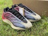 Authentic Y 700 V3 “Fade Carbon”