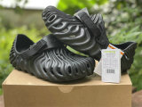Salehe Bembury × CrocsPollex Clog Cucumber (1)