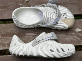 Salehe Bembury × CrocsPollex Clog Cucumber (4)