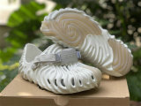 Salehe Bembury × CrocsPollex Clog Cucumber (4)