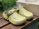 Salehe Bembury × CrocsPollex Clog Cucumber (9)