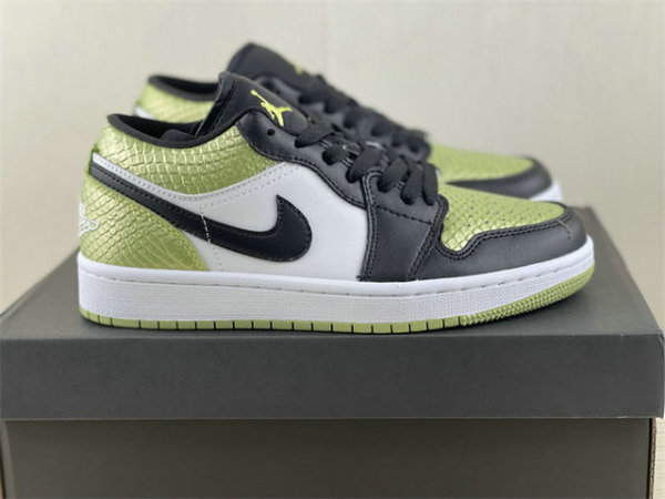 Authentic Air Jordan 1 Low “Vivid Green Snakeskin”