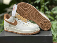 Authentic Nike Air Force low '1 07 White/Brown
