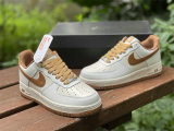 Authentic Nike Air Force low '1 07 White/Brown