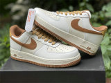 Authentic Nike Air Force low '1 07 White/Brown