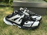 Balenciaga Track 3.0 Sneaker (21)