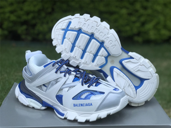 Balenciaga Track 3.0 Sneaker (16)