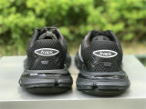 Balenciaga Track 3.0 Sneaker (17)