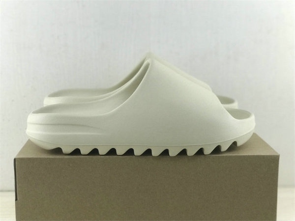 Y Slide (19)