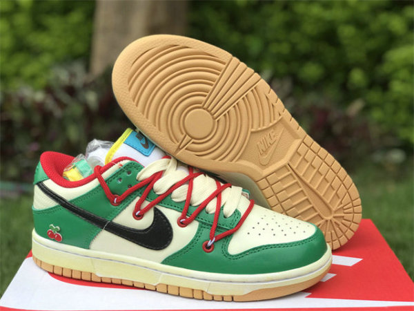 Authentic Nike Dunk Low Colours
