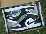 Authentic Air Jordan 1 Mid GS “Hologram”