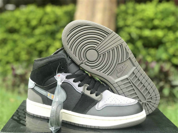 Authentic Air Jordan 1 Mid Craft “Inside Out” Black