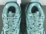Balenciaga Track 3.0 Sneaker (22)