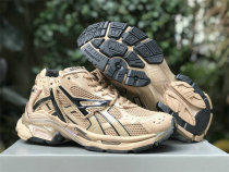 Balenciaga Runner Coffee Brown/Black