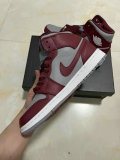 Authentic Air Jordan 1 Mid GS “Team Red”