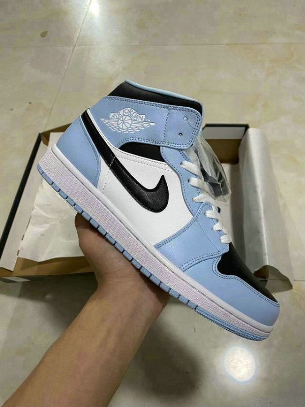 Authentic Air Jordan 1 Mid GS Light Blue/Black/White