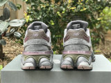 Authentic New Balance 9060 (23)