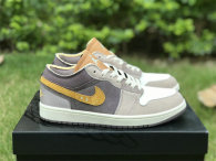 Authentic Air Jordan 1 Low GS Brume Taupe/Grey/White
