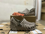 Cross Slipper (6)