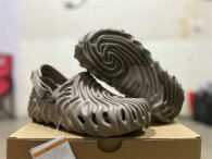 Cross Slipper (6)