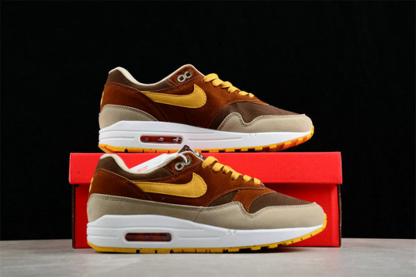 Nike Air Max 1 Shoes (48)