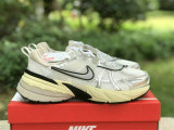Authentic Nike Runtekk White/Silver