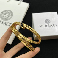 Versace Earrings (35)