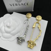 Versace Earrings (122) Versace Earrings (122)