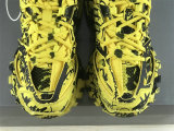 Balenciaga Track 3.0 Sneaker (40)