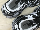 Balenciaga Track 3.0 Sneaker (39)