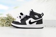 Air Jordan 1 Kid Shoes (31)
