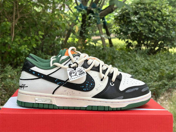 Authentic Nike Dunk Low Orange/Green/Black