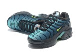 Nike Air Max Plus TN Kid (3)