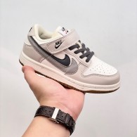 Nike SB Dunk Kid Shoes (30)