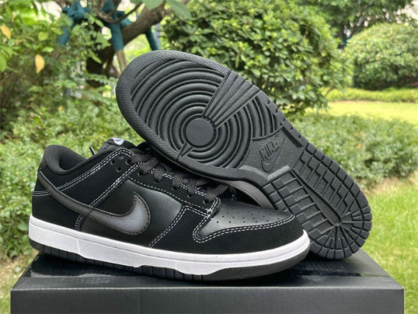 Authentic Nike Dunk Low “Airbrush Swoosh”