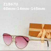LV Sunglasses AAA (489)