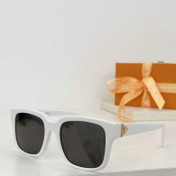 LV Sunglasses AAA (418)
