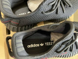 Authentic Y 350 V2 Black/red US4 - on Sales