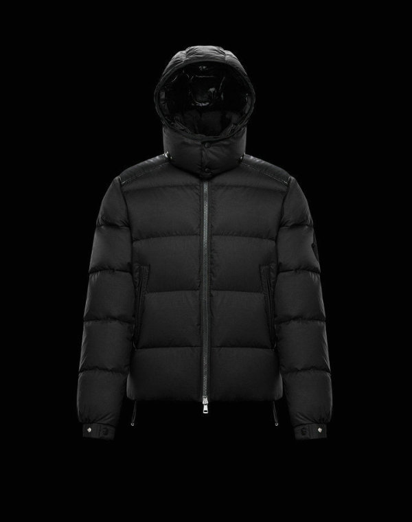 Moncler Down Jacket (15)