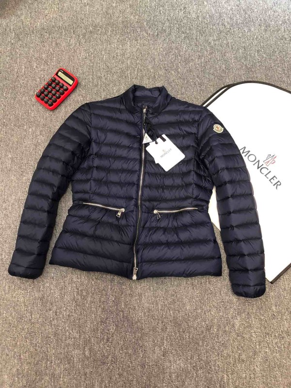 Moncler Down Jacket (5)