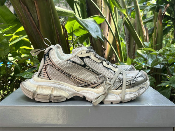 Balenciaga 3XL White/Gold