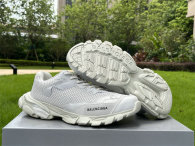 Balenciaga Track 3.0 Sneaker (45)