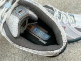 Authentic New Balance M1906RBO (1)