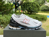 Authentic New Balance M1906RBO (1)