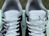 OFF-WHITE SNEAKERS (40)