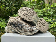 Balenciaga Runner Sneakers (23)
