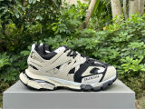 Balenciaga Track 3.0 Sneaker (51)