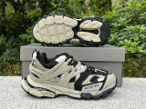 Balenciaga Track 3.0 Sneaker (51)