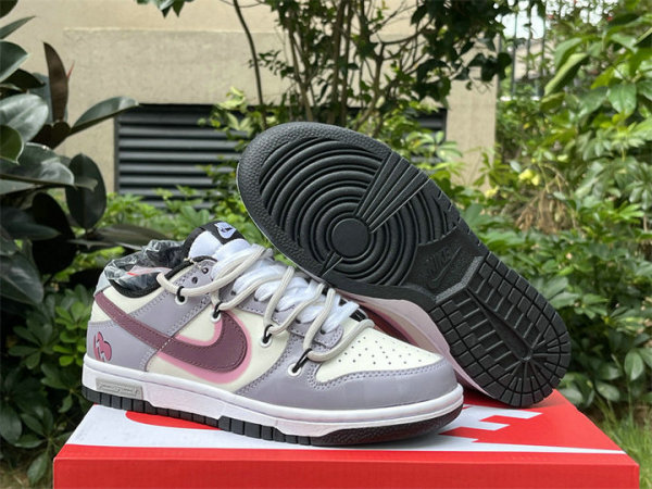 Authentic Nike Dunk Low Tie-Dye Lavender Purple
